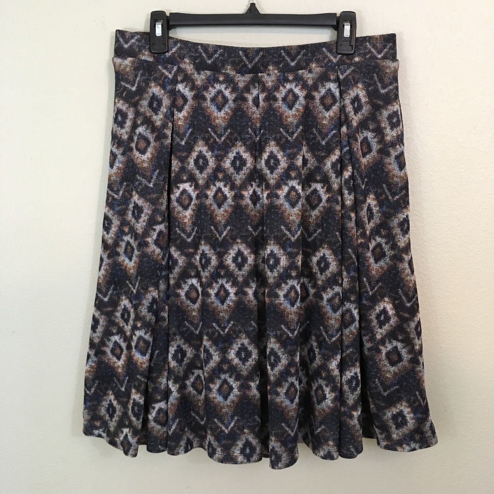 LulaRoe Flowy Patterned Pocket Pleated Skirt, XL
